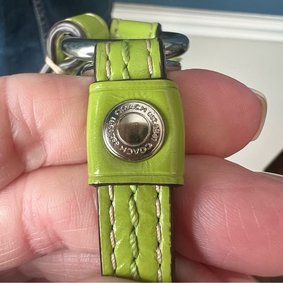 Coach Tan and Green Signature Shoulder Bag - Picture 8 of 10